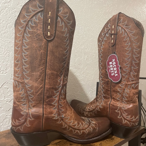 NWT Nocona Rich Brown Leather Boots w/ Stitching Sz. 10 - Picture 8 of 16